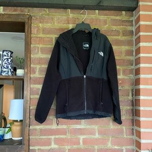Northface jacket with hood